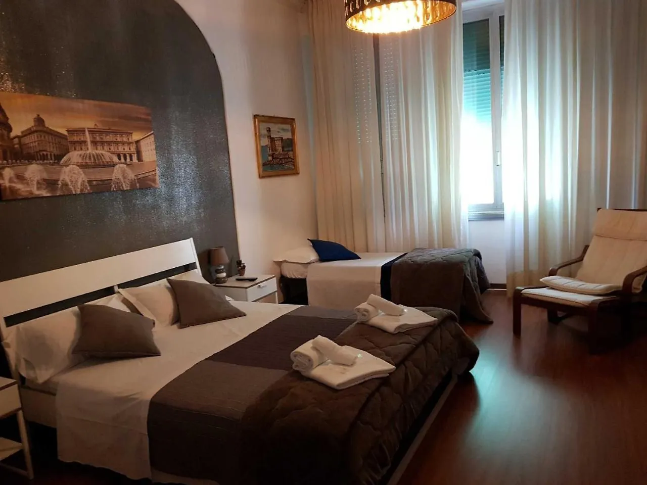 Central Rooms Genoa Guest house